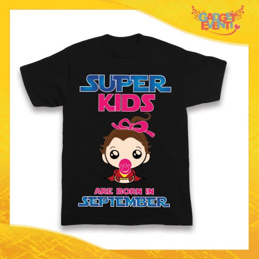 Maglietta Nera Femminuccia Bimba "Super Kids con Mese Personalizzato" Idea Regalo T-Shirt per Compleanni Gadget Eventi
