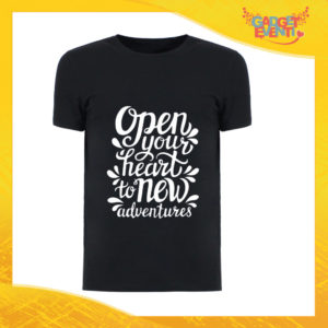 T-Shirt Uomo Nera "Open Your Heart" Maglia Maglietta Maschile Idea Regalo Divertente per un Ragazzo Gadget Eventi